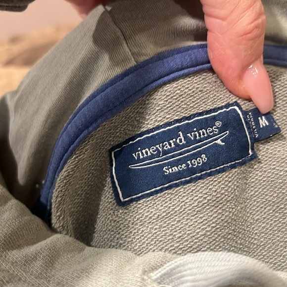 Vineyard Vines Hoodie - Picture 5 of 8